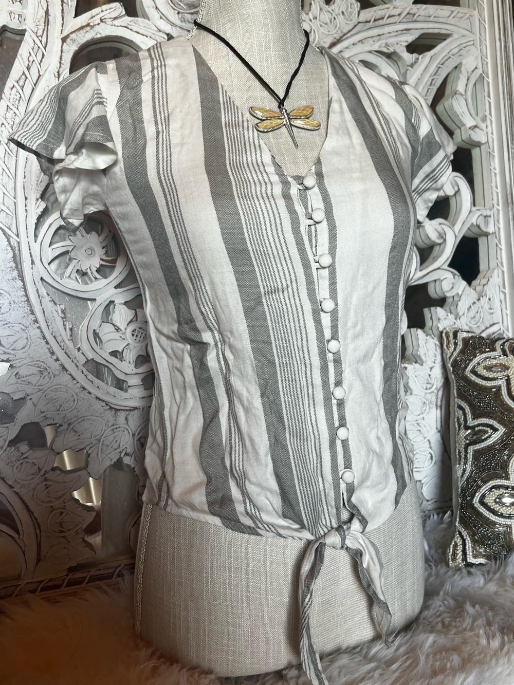 SIM & SAM Striped Tie-Front Blouse in Gray & White